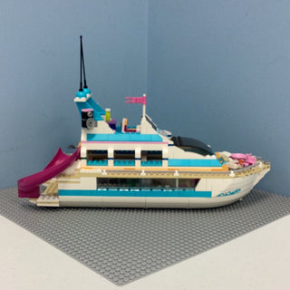 41015 Dolphin Cruiser