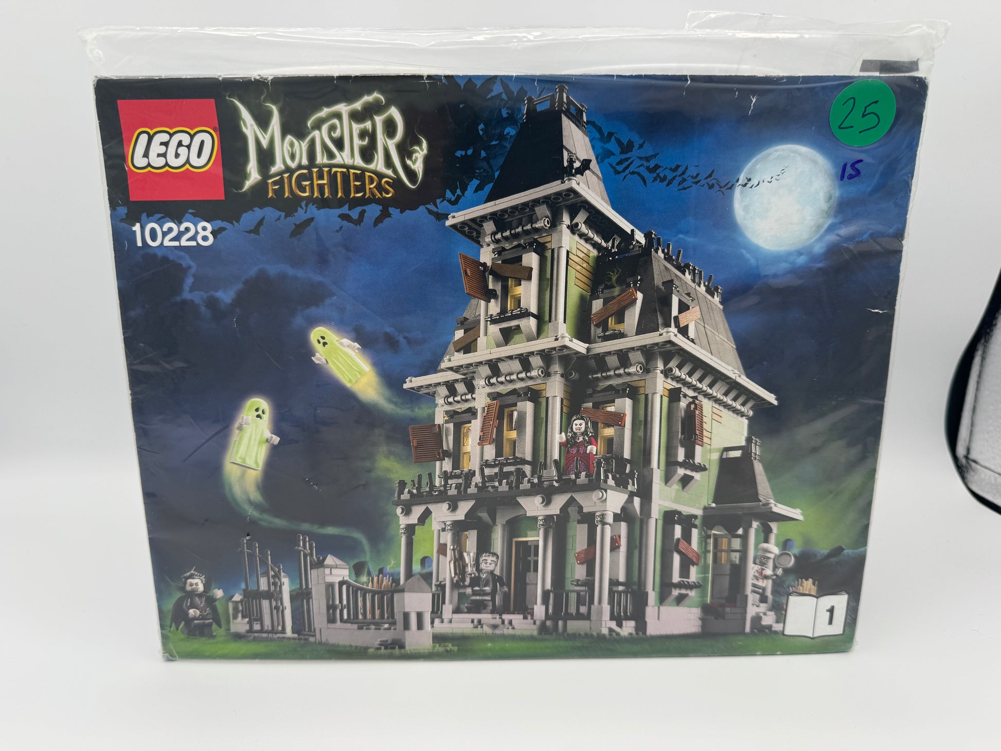 10228 Haunted House Instructions