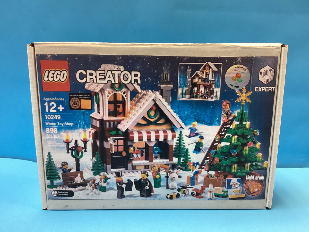 10249 Winter Toy Shop