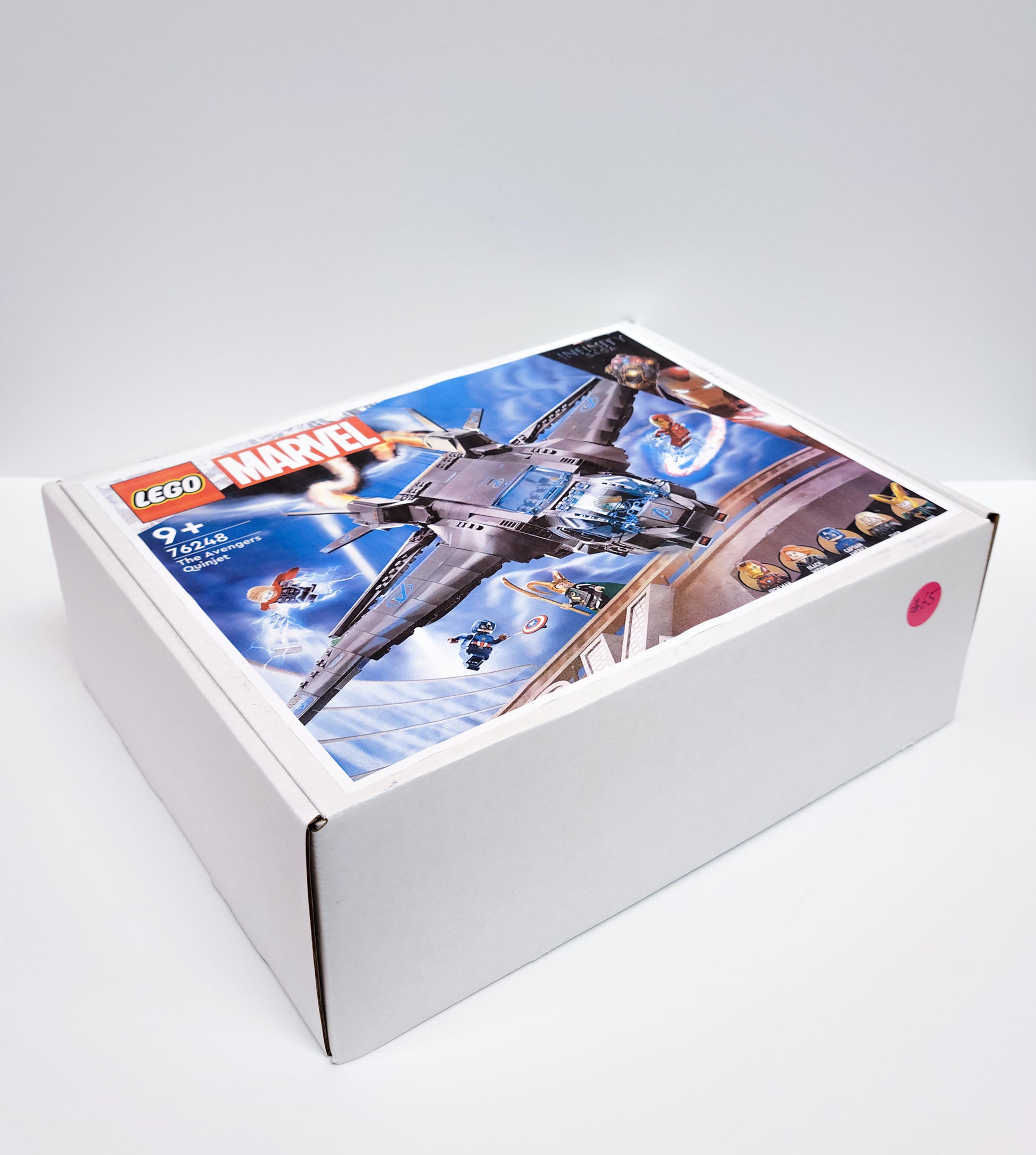 76248 - The Avengers Quinjet