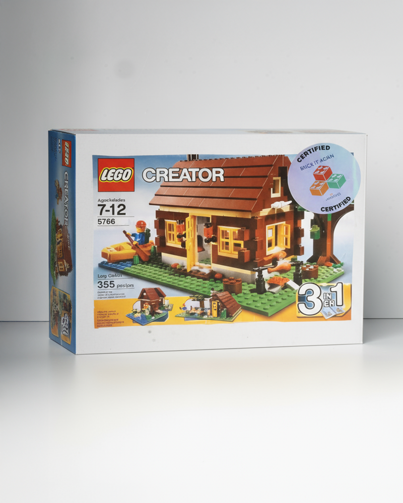 5766 Creator 3 in 1 Log Cabin