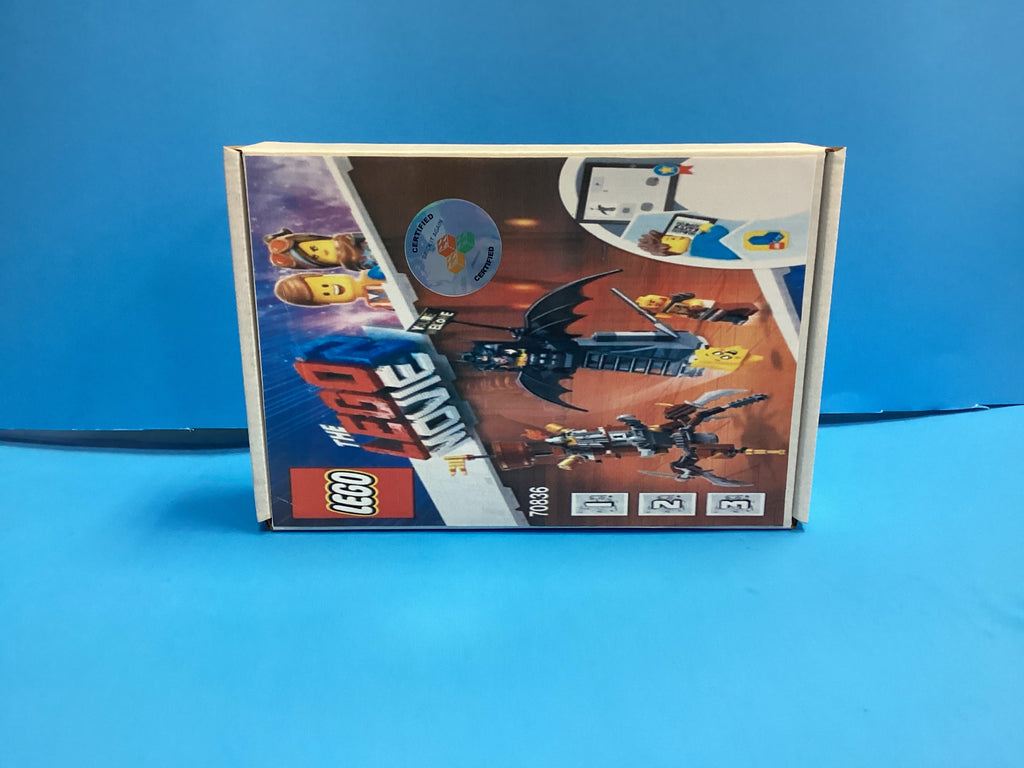LEGO® 70836 Battle-Ready Batman and MetalBeard