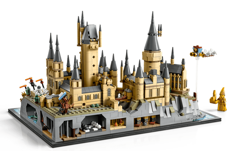 76419 LEGO® Hogwarts™ Castle and Grounds