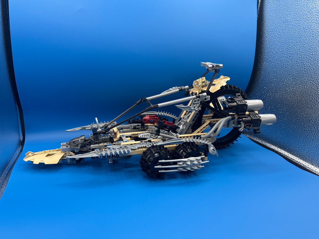 8995 Thornatus V9