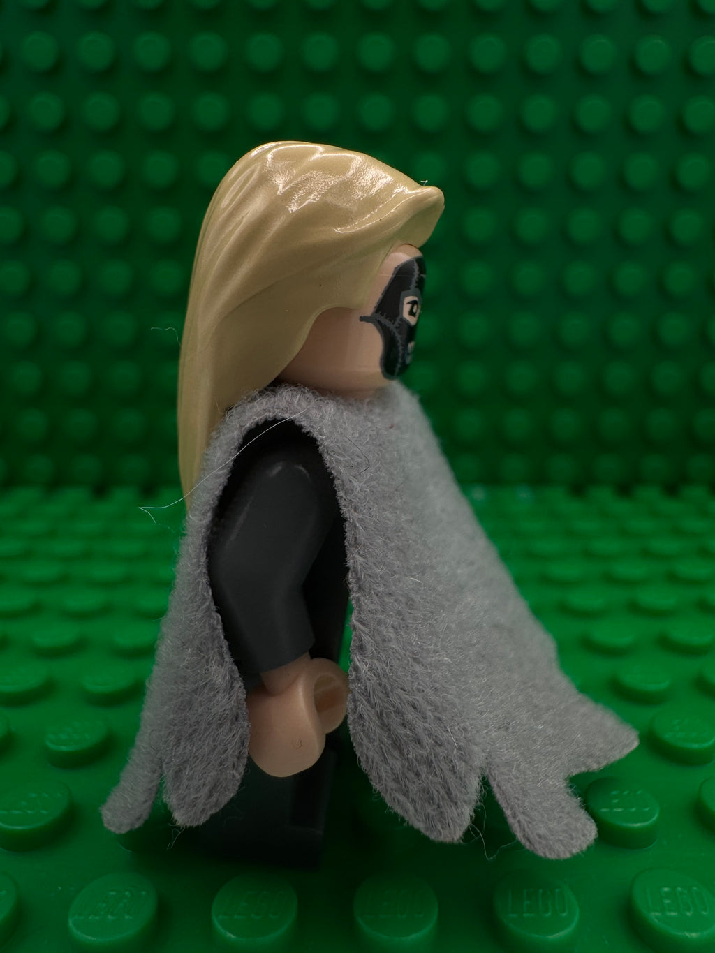 hp073a Death Eater (Lucius Malfoy) - Dark Bluish Gray Dementor Style Cape