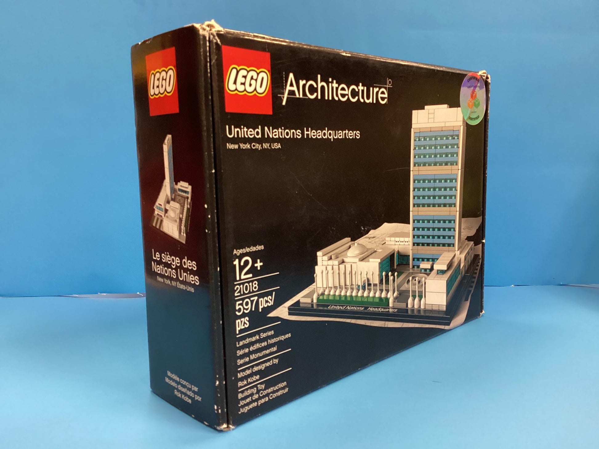 21018 LEGO® United Nations Headquarters