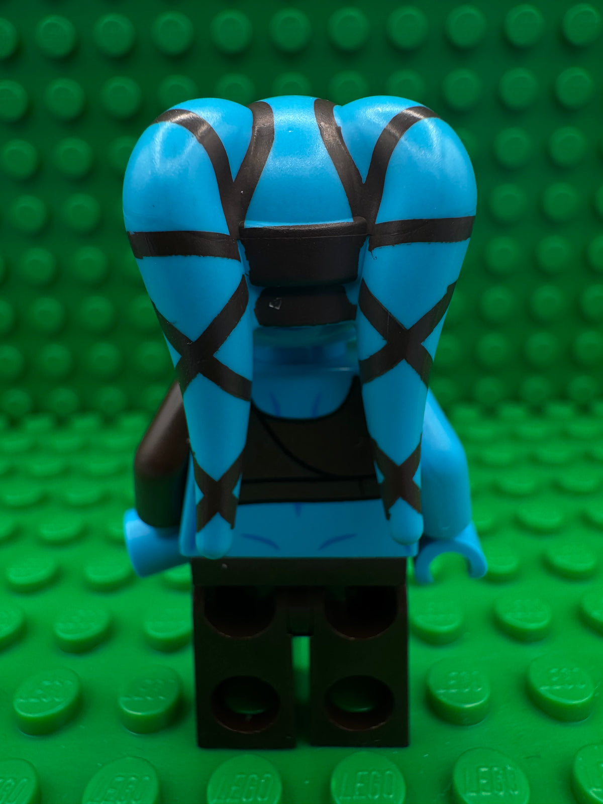 sw0833 Aayla Secura - Dark Pink Lips