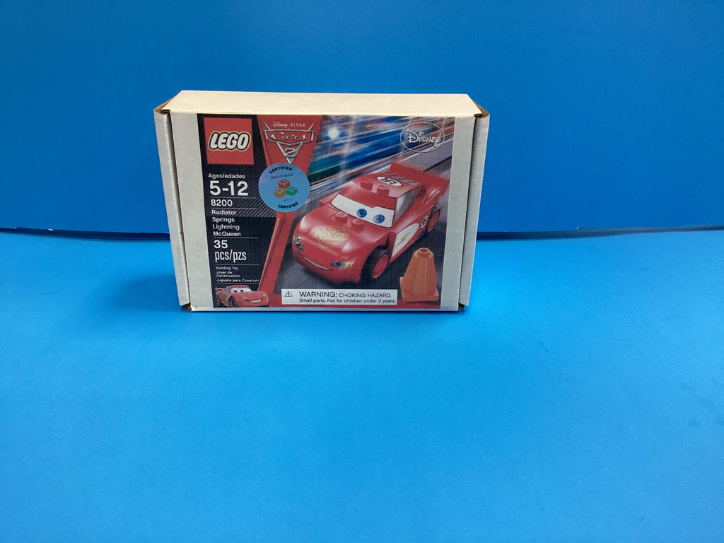 8200 Radiator Springs Lightning McQueen