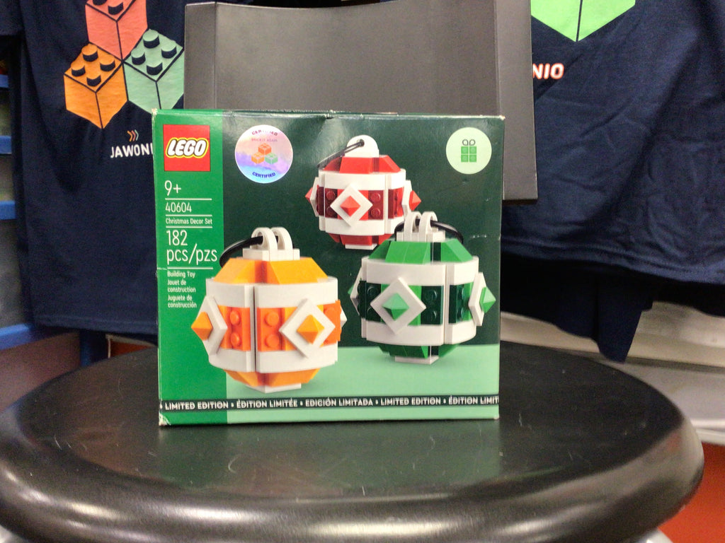 40604 LEGO Christmas Decor Set