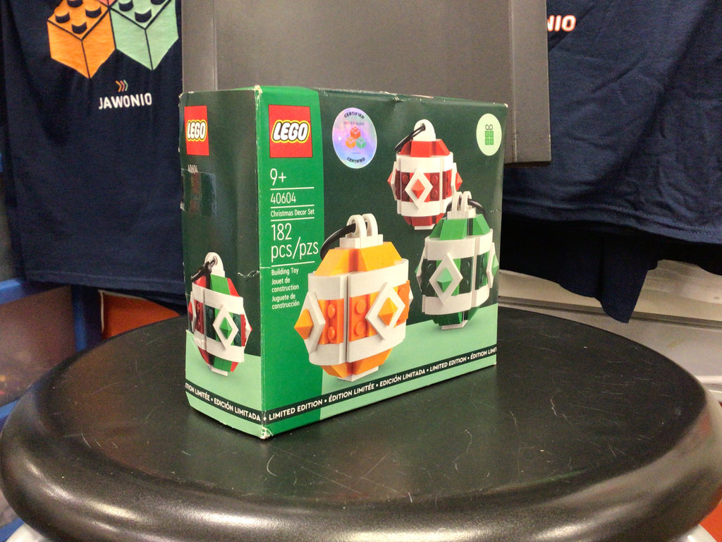 40604 LEGO Christmas Decor Set