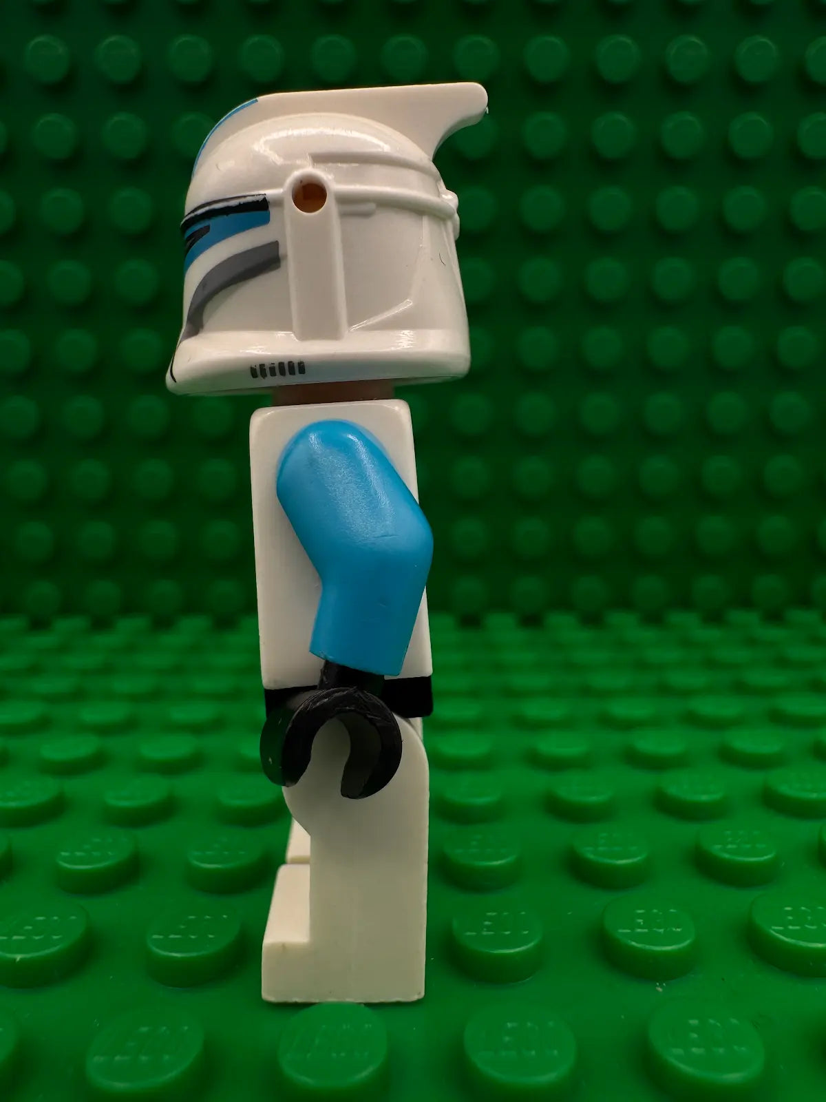 sw0502 Clone Trooper Lieutenant (Phase 1) - Scowl