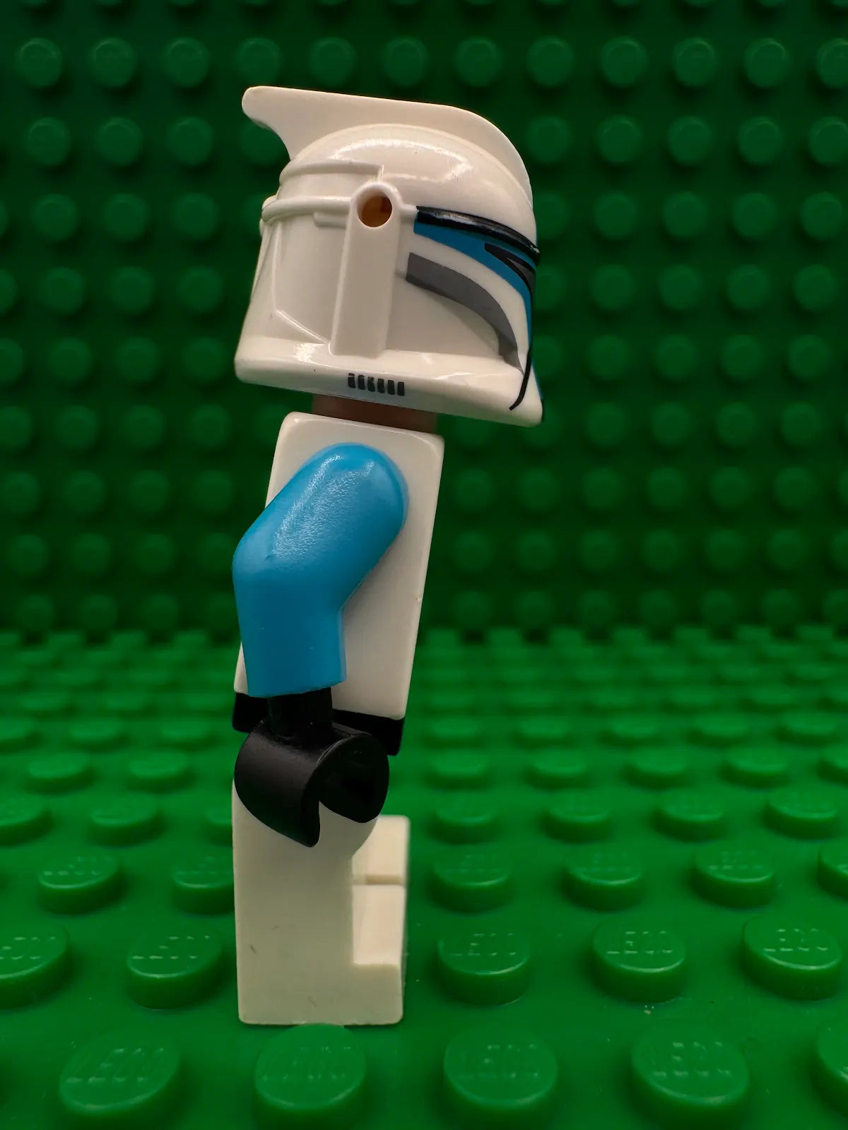sw0502 Clone Trooper Lieutenant (Phase 1) - Scowl