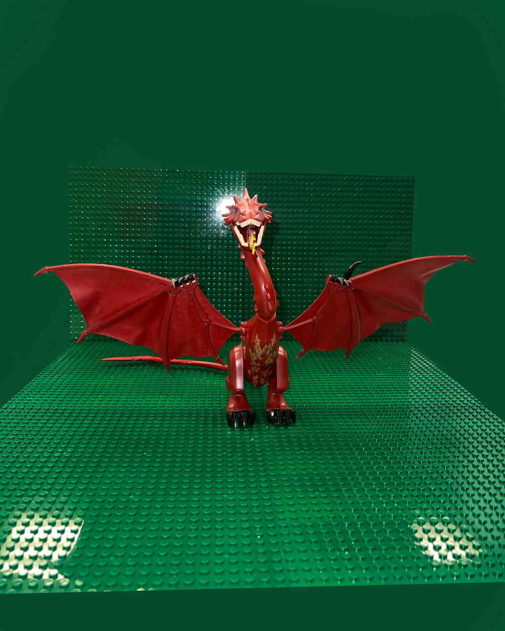 smaug01- Smaug the Dragon – LEGO The Hobbit