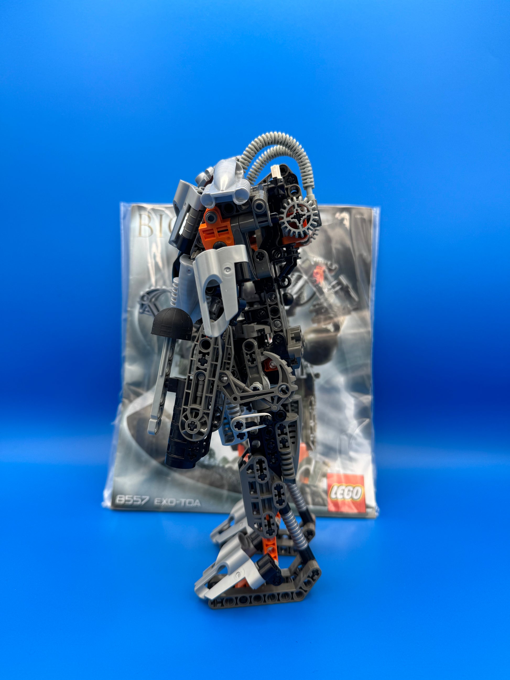 8557 Exo-Toa