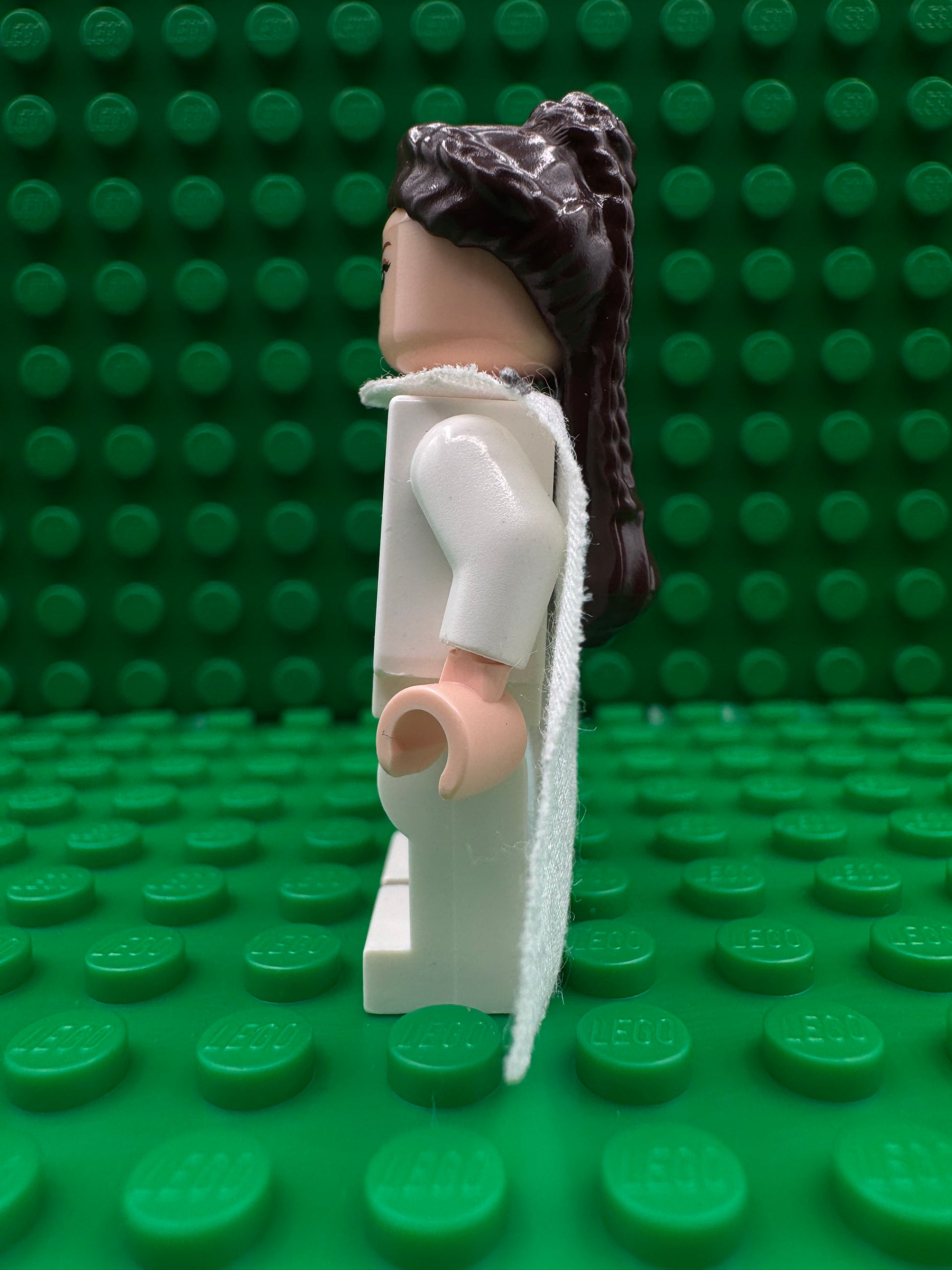 sw0371 Princess Leia - Celebration Outfit, Cape