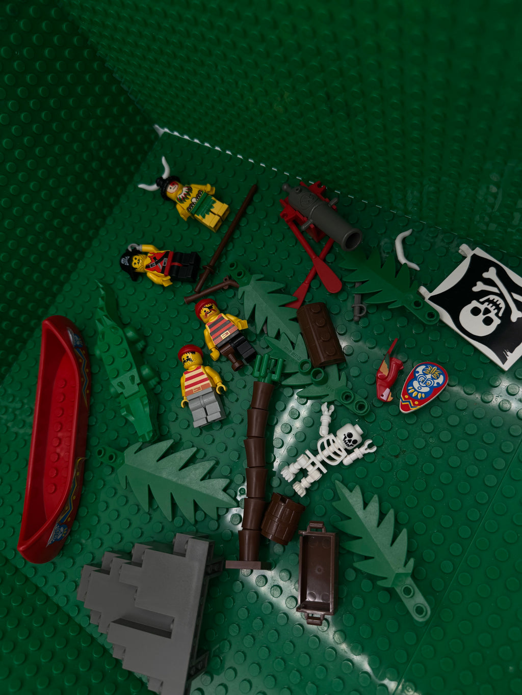 LEGO® Pirates Theme Minifigure Pack #1