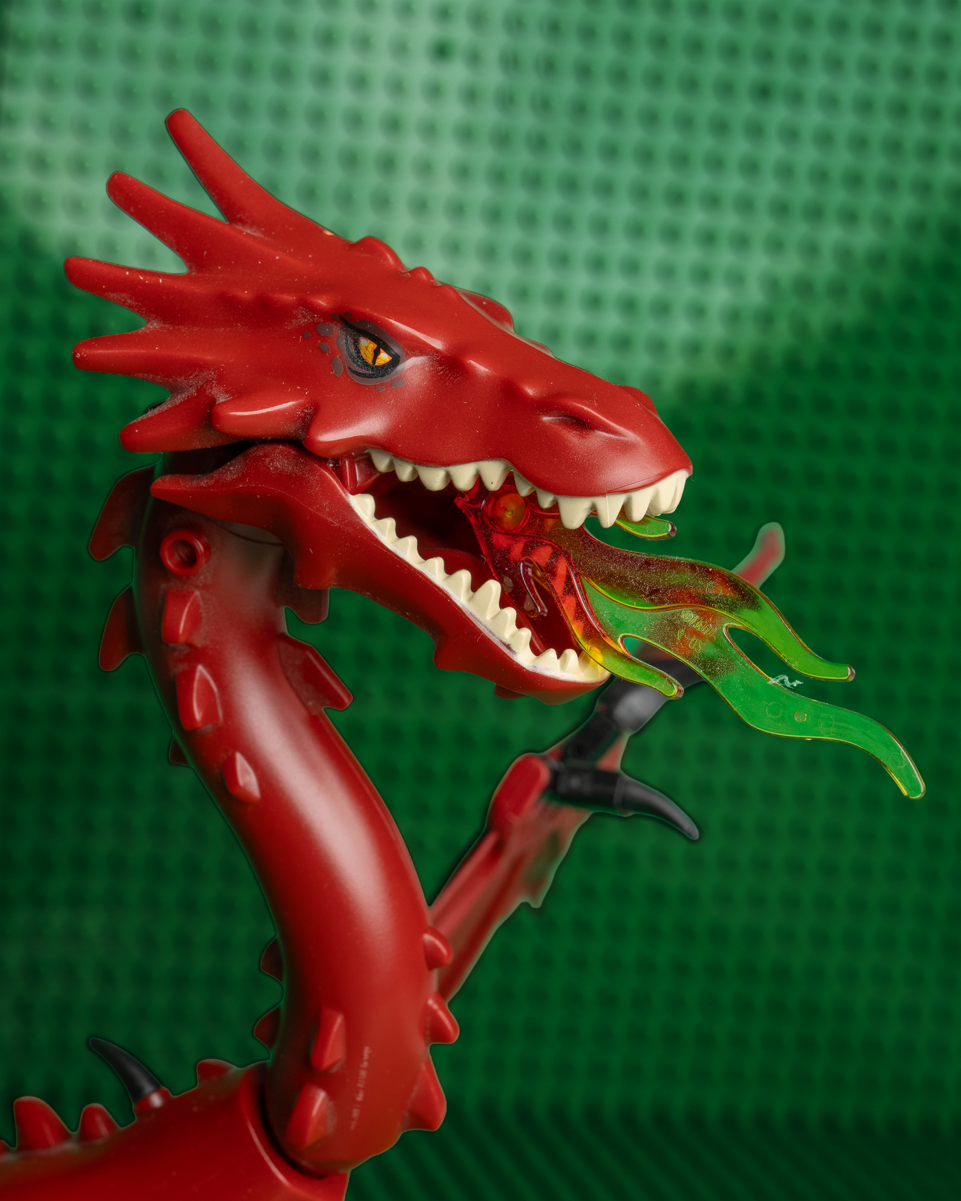 smaug01- Smaug the Dragon – LEGO The Hobbit