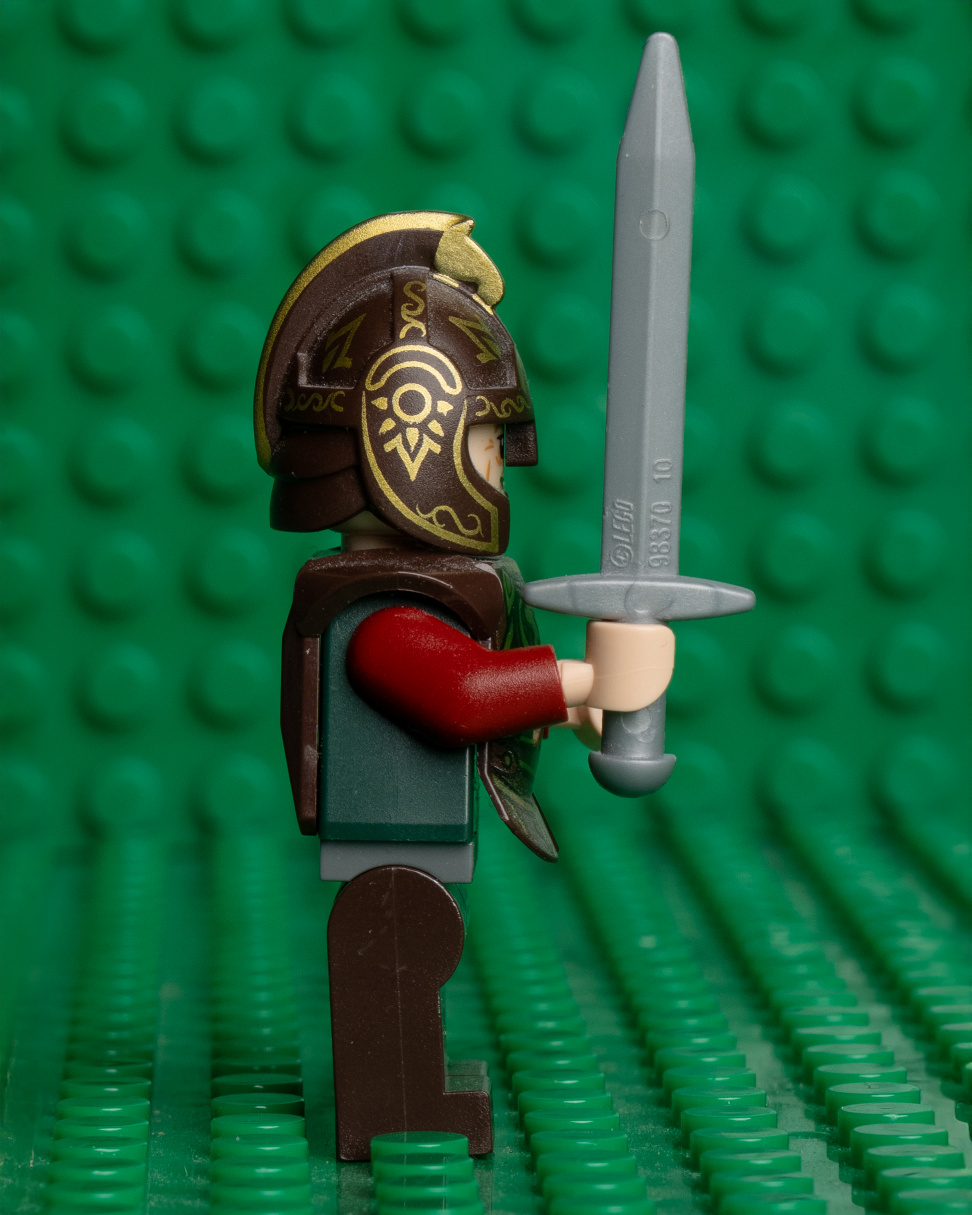 9474 Helm’s Deep Minifigures – LEGO The Lord of the Rings