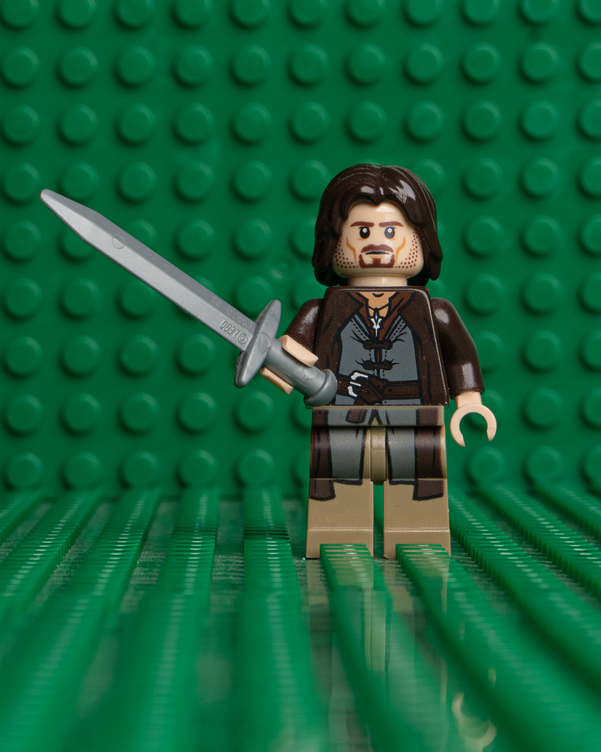 9474 Helm’s Deep Minifigures – LEGO The Lord of the Rings