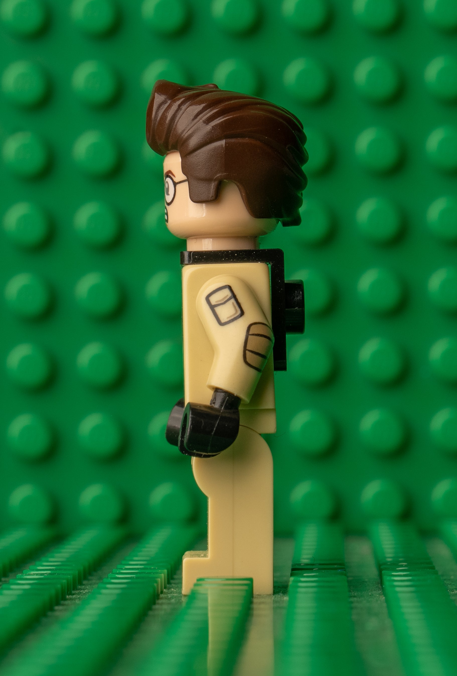 gb012a LEGO Ghostbusters Dr. Egon Spengler (Printed Arms, Neck Bracket)