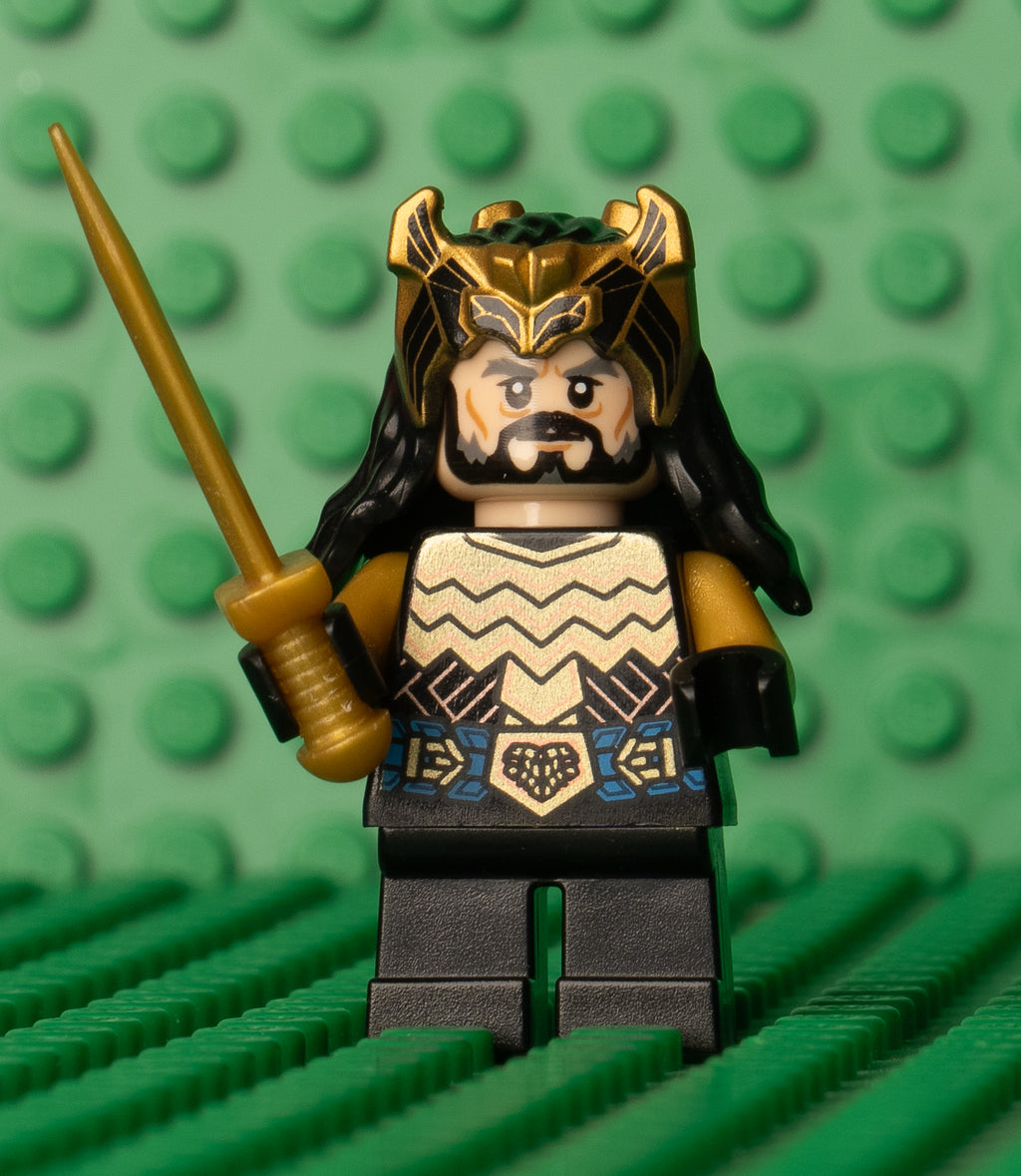 lor106 - Thorin Oakenshield Gold Armor and Crown