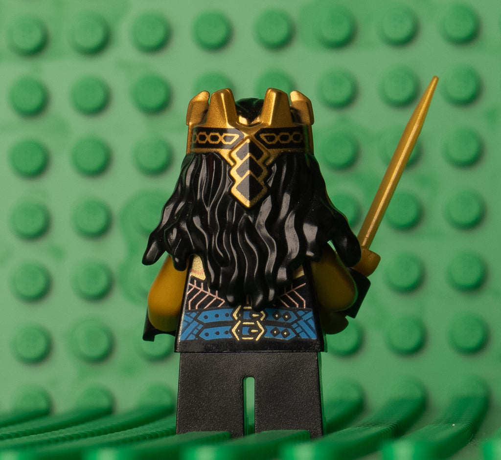 lor106 - Thorin Oakenshield Gold Armor and Crown