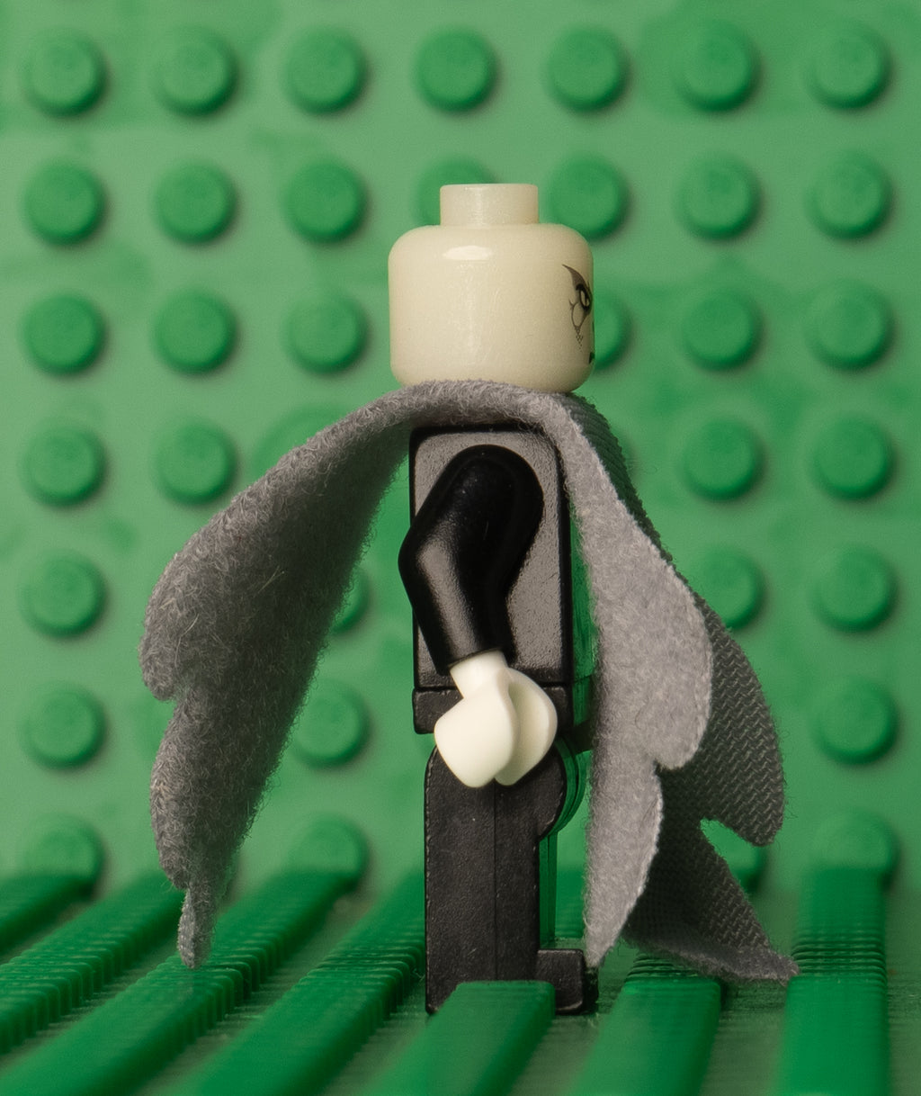 hp069c - Lord Voldemort Glow In Dark Opaque Head, Light Bluish Gray Dementor Style Cape