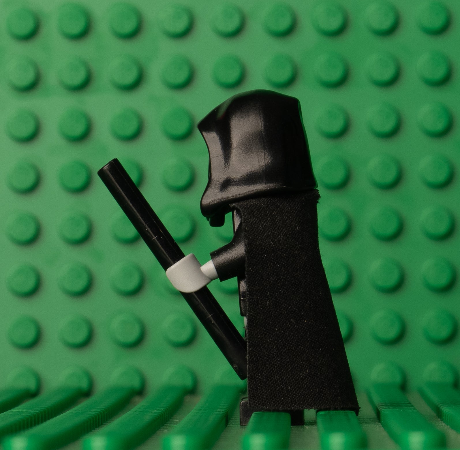 sw0124 - Emperor Palpatine - Light Bluish Gray Head, Light Bluish Gray Hands